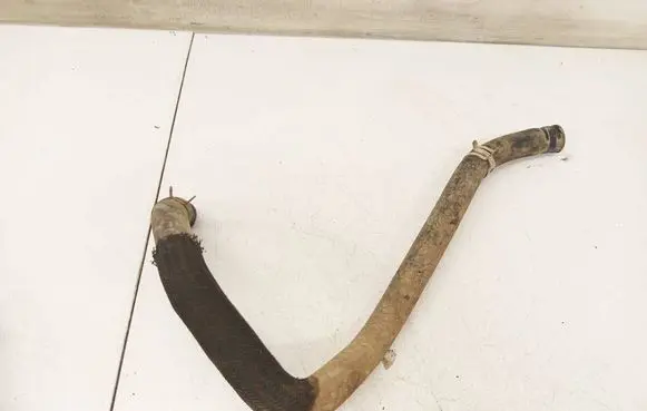 Toyota Avensis T250 Engine coolant pipe/hose 