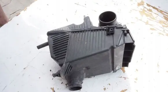 Renault Kangoo II Air filter box