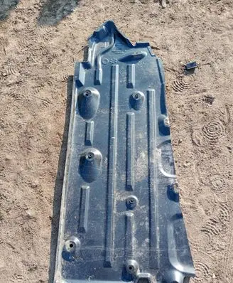 Front underbody cover/under tray