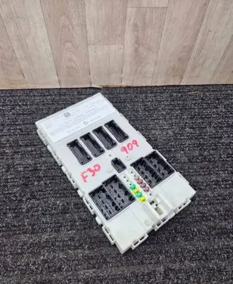 BMW 3 F30 F35 F31 Central body control module 8707676 61358707676 7086237598