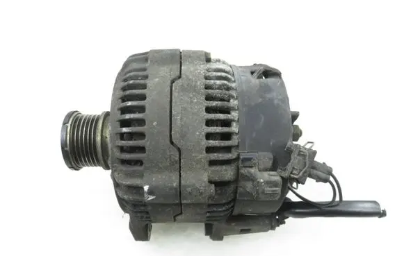 Volkswagen Golf III Generator/alternator 0123505011 028903025S