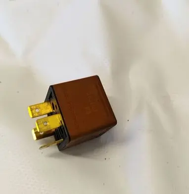 Opel Signum Other relay 0332209136
