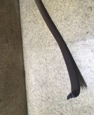 Mercedes-Benz E W124 Front door rubber seal 