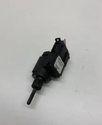 Audi A4 S4 B6 8E 8H Brake pedal sensor switch 8E0945515