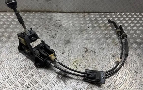 Volvo V50 Gear selector 