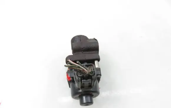 Suzuki Swift I EGR valve 69G0 79073A