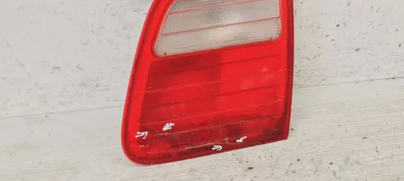 Mercedes-Benz E W210 Tailgate rear/tail lights A2108202464