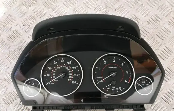 BMW 3 F30 F35 F31 Speedometer (instrument cluster) 9283329 62109283329