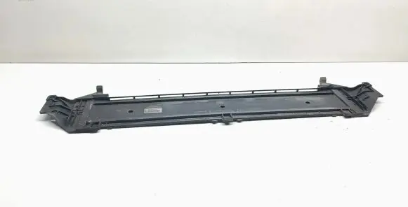 BMW 5 GT F07 Radiator mount bracket 7804619 17107804619