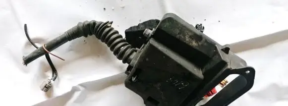 Volkswagen PASSAT B5.5 Fuse box set 8D1907355B