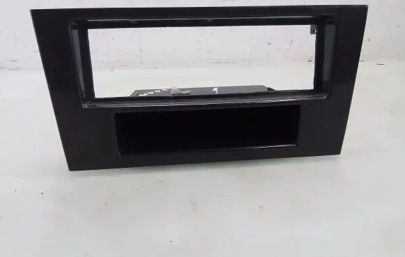 Ford Mondeo Mk III Dashboard storage box/compartment 
