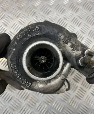 Mitsubishi Pajero Turbo 49177015