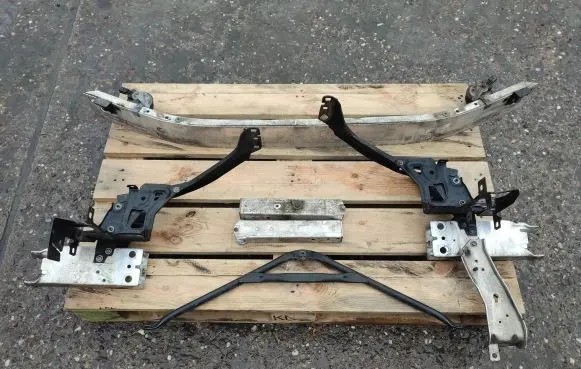 BMW 2 F46 Radiator support slam panel