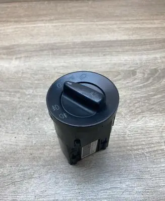 Skoda Fabia Mk2 (5J) Light switch 1U0941531D