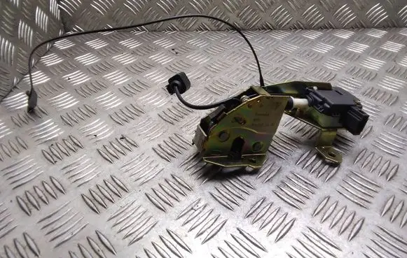 Volkswagen Touareg I Tailgate window lock/catch/latch 7L0827506D