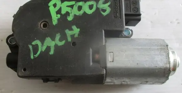 Peugeot 5008 Sunroof motor/actuator 2226117A