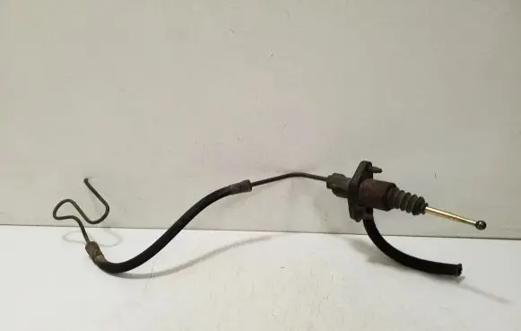 Clutch slave cylinder