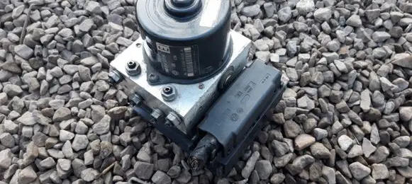 Seat Leon (1P) ABS Pump 1K0614517H