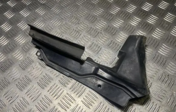Opel Vectra C Intercooler air guide/duct channel 13182650 00328844597