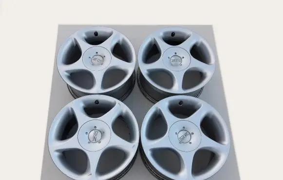 Toyota Celica T160 R15 alloy rim 
