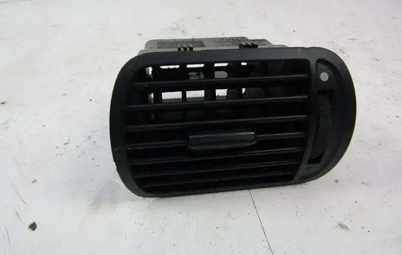 Audi A3 S3 8L Dash center air vent grill 8L0820901