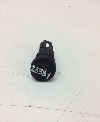Ford Fiesta Tailgate opening switch D3L0A