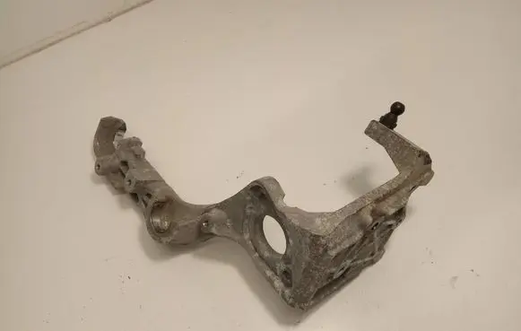 Mercedes-Benz GLC C253 Air filter cleaner box bracket assembly A6510940421