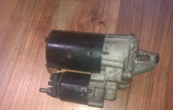 Alfa Romeo 156 Starter motor