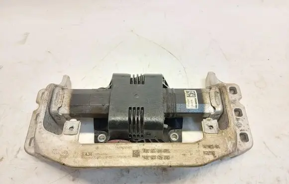 Mercedes-Benz GLC C254 Gearbox mounting bracket A2542401300JLK01