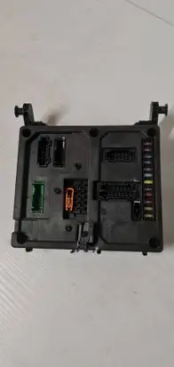 Ford Galaxy Fuse module 7M3962258AB S120042100A 625542990