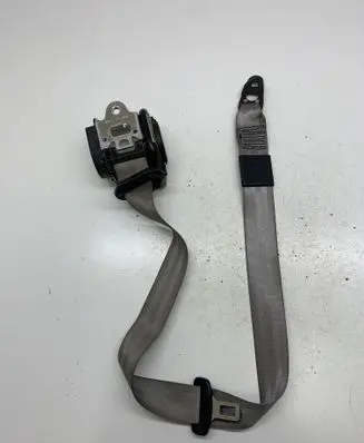 Audi A4 S4 B7 8E 8H Front seatbelt 8E0857706J