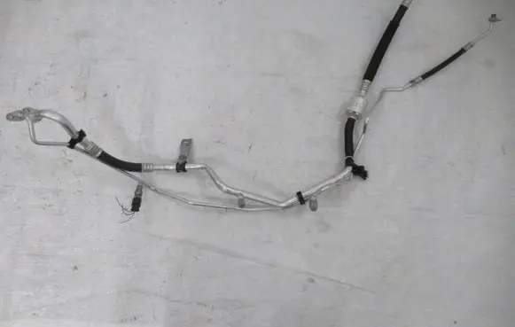 Opel Corsa F Air conditioning (A/C) pipe/hose 453258113