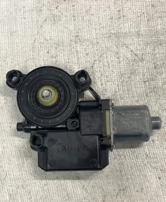 Volkswagen Polo V 6R Front door window regulator motor 6R0959802AD 850311037