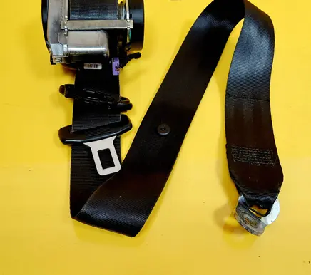 Front seatbelt