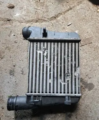 Audi A4 S4 B7 8E 8H Intercooler radiator 8E0145805