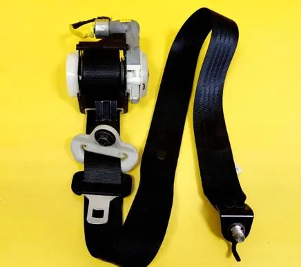 Mazda 5 Front seatbelt 0434087 T89335T