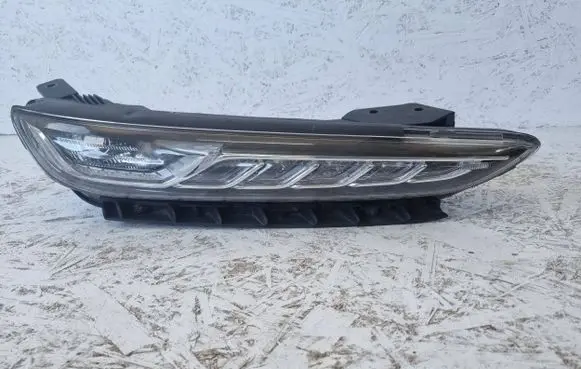 Hyundai Kona I Headlight/headlamp 92208-j90