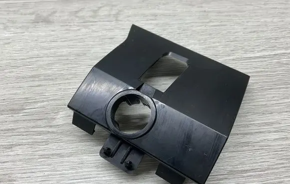 Porsche Cayenne (9Y0 9Y3) Rear parking sensor holder (PDC) 9Y0807132B