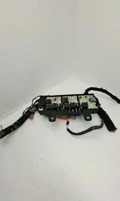 Jaguar F-Pace Fuse module