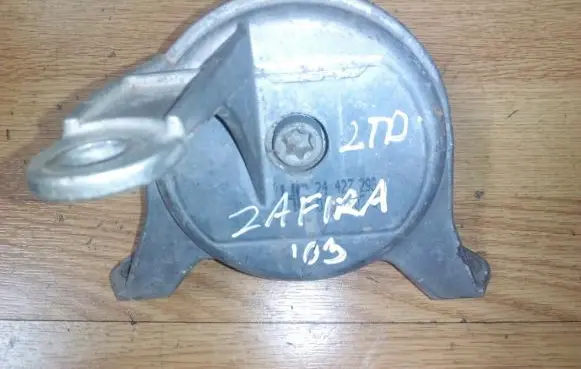 Opel Zafira A Engine mount bracket 24427298