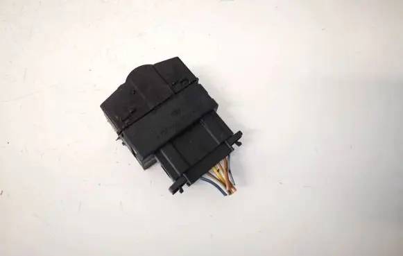 Audi A3 S3 8L Headlight level height control switch 8l0919094a