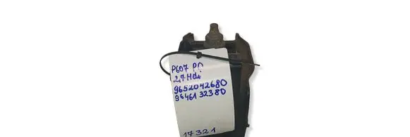 Peugeot 607 Engine mount bracket 9652042680 1807Z7