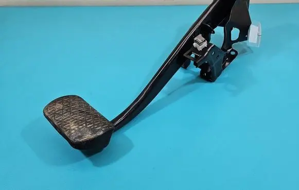 Mercedes-Benz Vito Viano W447 Pedal assembly A1232910032 IMPRK1481560