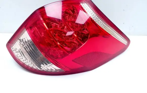 Toyota RAV 4 (XA30) Rear/tail lights