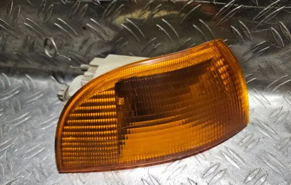 Fiat Punto (176) Front indicator light 46402657