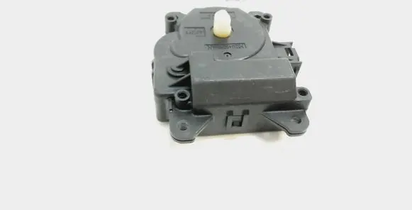 Lexus CT 200H Air flap motor/actuator 0638000181