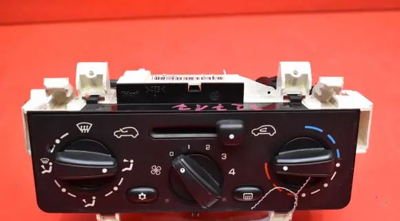 Citroen C3 Climate control unit F664479W