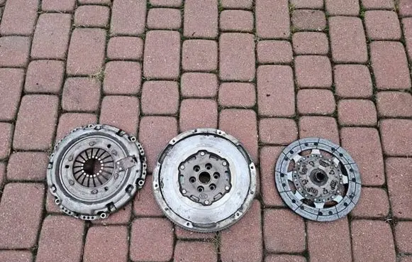 Opel Combo E Clutch set kit 9820879880 9818024380