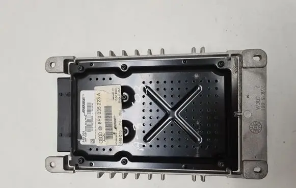 Audi A3 S3 A3 Sportback 8P Sound amplifier 8P0035223A