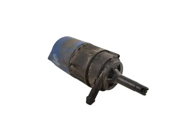 Volvo S40, V40 Windscreen/windshield washer pump 30899624
